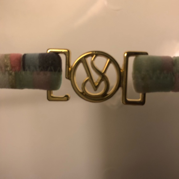 Victoria's Secret bathingsuit top 34B - Picture 5 of 7